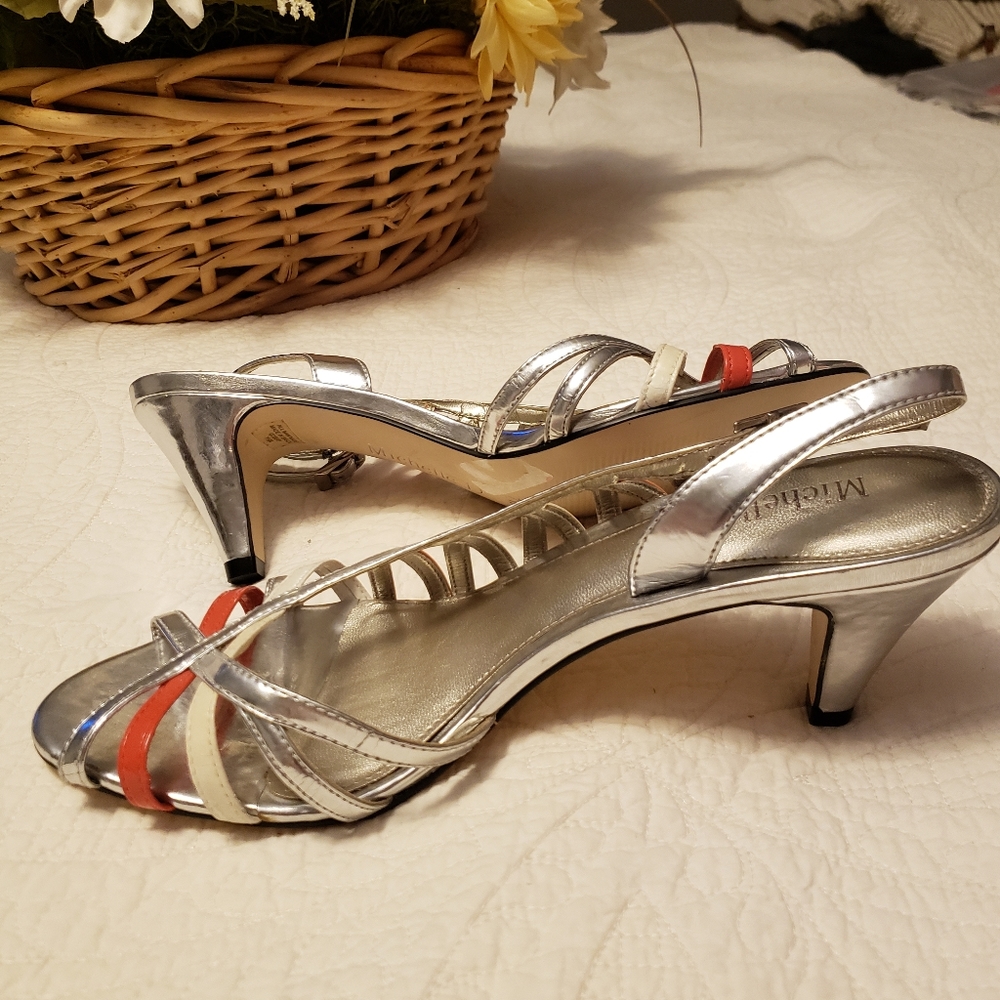 JUST REDUCED Michelle D strappy sandals, sz 7.5M